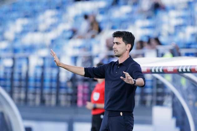UEFA Women s Champions League - Real Madrid vs Eintracht MADRID, SPAIN -September 18: Real Madrid head coach Pau Quesada during the UEFA Women s Champions League25 26 match between Real Madrid and Eintracht at Alfredo Di Stefano stadium in Madrid. (Photo by Guillermo Martinez) Madrid Alfredo Di Stefano Stadium Spain Copyright: xGuillermoxMartinezx