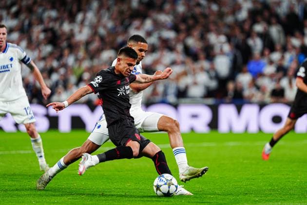 Torschuss Torchance Claudio Echeverri (Bayer 04 Leverkusen, 09) DEN, FC Kopenhagen vs. Bayer 04 Leverkusen, Fussball, UEFA Champions League, Spieltag 1, Spielzeit 2025 2026, 18.09.2025 DEN, FC Kopenhagen vs. Bayer 04 Leverkusen, Fussball, UEFA Champions League, Spieltag 1, Spielzeit 2025 2026, 18.09.2025 Kopenhagen Copyright: xEibner-Pressefoto MarcelxvonxFehrnx EP_MFN