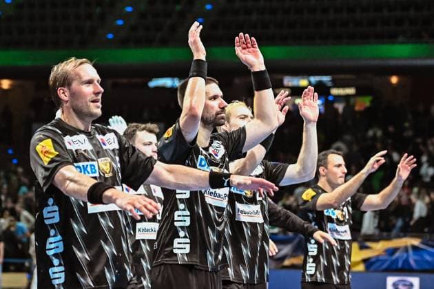 18.09.2025, xlakx, Handball, EHF Champions League, Fuechse Berlin - Aalborg Handbold v.l. Max Darj (Fuechse Berlin)Fabian Wiede (Fuechse Berlin)Matthes Langhoff (Fuechse Berlin) Jubel ueber den Sieg, Jubel nach Spielende Berlin