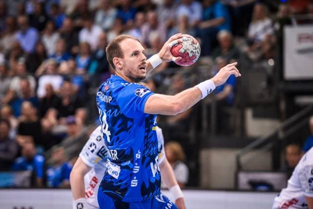 Kai Haefner (TVB Stuttgart, 34) - Sieben-Meter GER, TVB 1898 Stuttgart - Frisch Auf! Goeppingen, DAIKIN HBL, Handball, Bundesliga, 5. Spieltag, Spielzeit 2025 2026, 18.09.2025 GER, TVB 1898 Stuttgart - Frisch Auf! Goeppingen, DAIKIN HBL, Handball, Bundesliga, 5. Spieltag, Spielzeit 2025 2026, 18.09.2025 Stuttgart Copyright: xSandyxDinkelackerx EP_SDR
