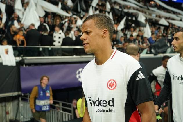 Timothy Chandler (Eintracht Frankfurt, 22) - Frankfurt 18.09.2025: Eintracht Frankfurt vs. Galatasaray Istanbul, Deutsche Bank Park, 1. Spieltag UEFA Champions League