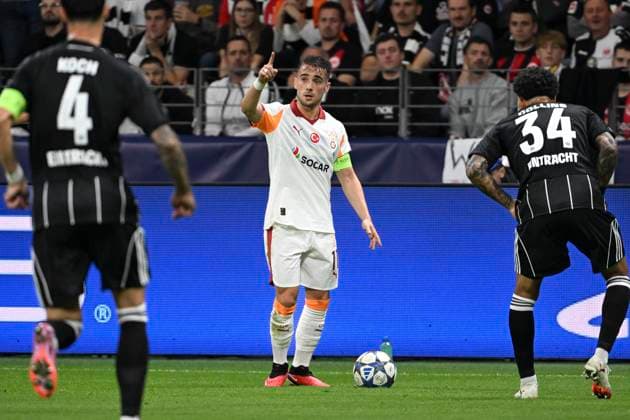 Yunus Akguen 11 (Galatasaray Istanbul), Eintracht Frankfurt vs. Galatasaray Istanbul, Champions League, Gruppenphase, 1.Spieltag, 18.09.2025 Frankfurt Hessen Deutschland