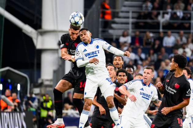 Champions League League Phase FC Kobenhavn vs Bayer 04 Leverkusen 18 09 2025 14 GER Patrik Schick, 5 FCK Gabriel Pereira Champions League League League Phase FC Kobenhavn vs Bayer 04 Leverkusen 18 09 2025 Kobenhavn, Denmark 18 September, 2025 UK Champions League League League Phase FC Copenhagen vs Bayer 04 Leverkusen Parken, Copenhagen, Denmark Kobenhavn Parken Denmark Copyright: xMichaelxBarrettxBoesenx