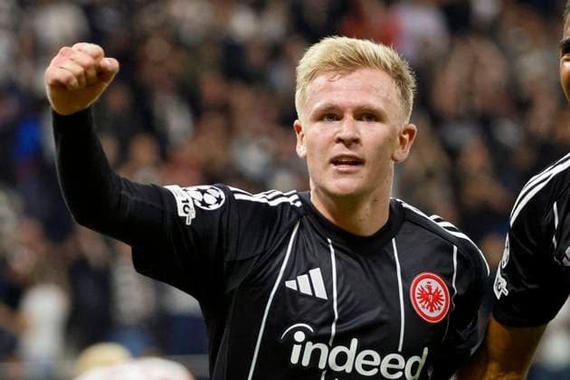 Torjubel bei Jonathan Burkardt (Eintracht Frankfurt, 09) nach seinem Tor zum 4:1 , Deutschland, Fussball, UEFA Champions League, 1. Spieltag, 2025 2026, Eintracht Frankfurt vs. Galatasaray SK, 18.09.2025, Deutsche-Bank-Park, Frankfurt am Main, Deutschland Frankfurt am Main Deutsche-Bank-Park Hessen Deutschland Copyright: xGrantxHubbsx