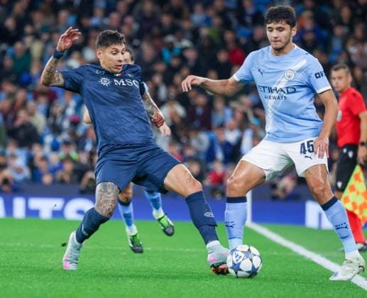 September 18, 2025, Munchester, Munchester, Inghilterra: During the Champions League match between Manchester City and Napoli on September 18, 2025, at the Etihad Stadium in Manchester..Photo: 17 - Abdukodir Khusanov of Manchester City Munchester Inghilterra - ZUMAs236 20250918_aap_s236_079 Copyright: xFabioxSassox