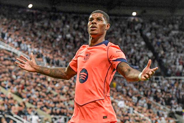 Newcastle United v FC Barcelona, Barca UEFA Champions League Marcus Rashford of FC Barcelona scores their sides second goal of the match and celebrates his sides goal during the UEFA Champions League match at St. James s Park, Newcastle UK Newspapers OUT Copyright: xJamiexJohnstonx FIL-22249-0054