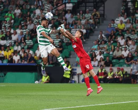 Luis Suarez ( Sporting CP ) with the ball during the match between Sporting CP and Kairat Almaty , valid for Champions League at Estadio de Alvalade on 18 September 2025. Lisboa Portugal Copyright: xIMAGOx xPRIMExSPORTSxIMAGESx xFILIPExOLIVEIRAx