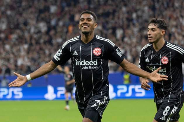 UEFA Champions League: Eintracht Frankfurt - Galatasaray, 18.09.2025 Ansgar Knauff (Eintracht Frankfurt 7) erzielte das Tor den Treffer zum 5:1 und feiert jubelt,Eintracht Frankfurt - Galatasaray, Frankfurt, Deutsche Bank Park, 18.9.2025 Copyright: xBEAUTIFULxSPORTS Gawlikx