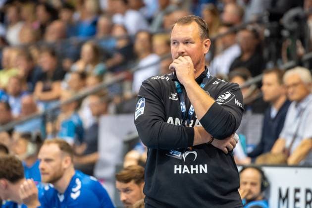 Handball I Herren I Saison 2025-2026 I Bundesliga I 5. Spieltag I TVB Stuttgart - Frisch Auf! Göppingen I 18.09.2025 Trainer Misha Kaufmann (TVB Stuttgart) Stuttgart Porsche Arena Baden-Württemberg Deutschland Copyright: xLobeca MaxxPetershansx