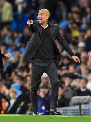 Manchester City v Napoli UEFA Champions League Manchester City manager pep Guardiola during the UEFA Champions League match at the Etihad Stadium, Manchester UK Newspapers OUT Copyright: xKarlxVallantinex FIL-22248-0066