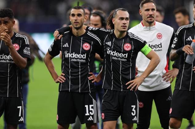 18.09.2025, Fussball UEFA Champions League, Eintracht Frankfurt - Galatasaray SK Istanbul, emonline, emspor, v.l., Ellyes Skhiri (Eintracht Frankfurt), Arthur Theate (Eintracht Frankfurt) DFL DFB REGULATIONS PROHIBIT ANY USE OF PHOTOGRAPHS AS IMAGE SEQUENCES AND OR QUASI-VIDEO. xdcx Copyright: HMBxMedia Claus