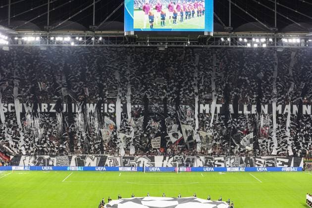 UEFA Champions League - Eintracht Frankfurt - Galatasaray Istanbul am 18.09.2025 im Deutsche Bank Park in Frankfurt Ex Eintracht Torwart Kevin Trapp wird verabschiedet
