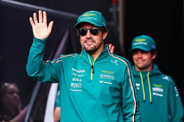 F1 - AZERBAIJAN GRAND PRIX 2025 ALONSO Fernando (spa), Aston Martin F1 Team AMR25, portrait during the 2025 Formula 1 Qatar Airways Azerbaijan Grand Prix, 17th round of the 2025 FIA Formula One World Championship, WM, Weltmeisterschaft from September 19 to 21, 2025 on the Baku City Circuit, in Baku, Azerbaijan - BakuAzerbaijan  Copyright: xEricxAlonsox