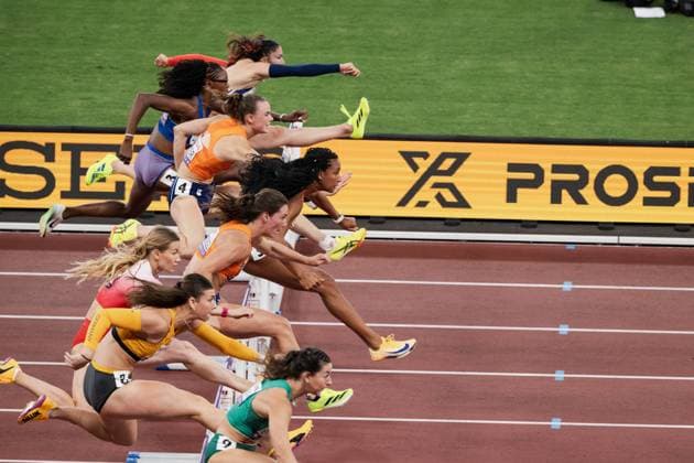 (Left to Right)Emma Oosterwegel of the Netherlands, Maria Vicente of Spain and Sofie Dokter of the Netherlands competing in the Women s Heptathlon 100m Hurdles during World Athletics Championships Tokyo 2025 of the Day 7 at Japan National Stadium on September 19, 2025 in Tokyo, Japan. (Photo by Andy Astfalck Marcel ter Bals DeFodi Images) Left to Right Emma Oosterwegel of the Netherlands, Maria Vicente of Spain and Sofie Dokter of the Netherlands competing in the Women s Heptathlon 100m Hurdles during World Athletics Championships Tokyo 2025 of the Day 7 at Japan National Stadium on September 19, 2025 in Tokyo, Japan Photo by Andy Astfalck Marcel ter Bals DeFodi Images