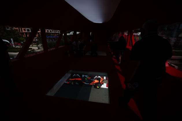 F1 - AZERBAIJAN GRAND PRIX 2025 04 NORRIS Lando (gbr), McLaren F1 Team MCL39, action during the 2025 Formula 1 Qatar Airways Azerbaijan Grand Prix, 17th round of the 2025 FIA Formula One World Championship, WM, Weltmeisterschaft from September 19 to 21, 2025 on the Baku City Circuit, in Baku, Azerbaijan - BakuAzerbaijan  Copyright: xEricxAlonsox