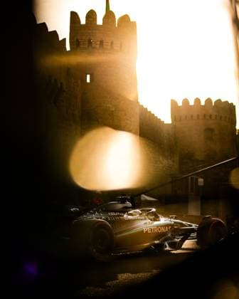 F1 - AZERBAIJAN GRAND PRIX 2025 12 KIMI ANTONELLI Andrea (ita), Mercedes AMG F1 Team W16, action during the 2025 Formula 1 Qatar Airways Azerbaijan Grand Prix, 17th round of the 2025 FIA Formula One World Championship, WM, Weltmeisterschaft from September 19 to 21, 2025 on the Baku City Circuit, in Baku, Azerbaijan - BakuAzerbaijan  Copyright: xFLORENTxGOODENx