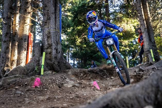 Whoop UCI Mountainbikeworldcup Downhill Lenzerheide DUNNE Ronan MONDRAKER FACTORY RACING DHat Whoop UCI Mountainbikeworldcup Downhill Lenzerheide, 19.09.2025,in Lenzerheide,SUI Foto: Sebastian Sternemannat Whoop UCI Mountainbikeworldcup Downhill Lenzerheide, 19.09.2025,in Lenzerheide,SUI Foto: Sebastian Sternemann