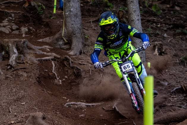 Whoop UCI Mountainbikeworldcup Downhill Lenzerheide KERR Henry AON RACING - TOURNE CAMPERVANSat Whoop UCI Mountainbikeworldcup Downhill Lenzerheide, 19.09.2025,in Lenzerheide,SUI Foto: Sebastian Sternemannat Whoop UCI Mountainbikeworldcup Downhill Lenzerheide, 19.09.2025,in Lenzerheide,SUI Foto: Sebastian Sternemann