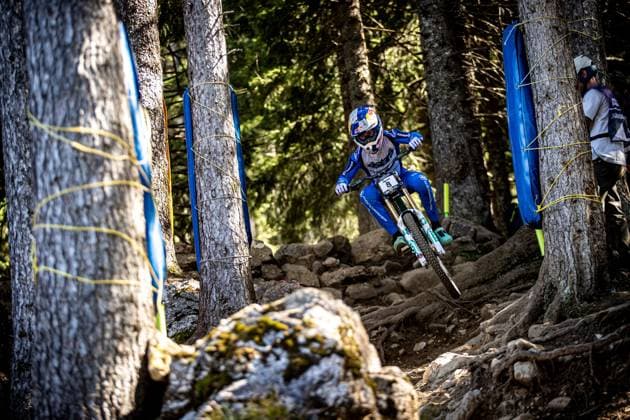 Whoop UCI Mountainbikeworldcup Downhill Lenzerheide DUNNE Ronan MONDRAKER FACTORY RACING DHat Whoop UCI Mountainbikeworldcup Downhill Lenzerheide, 19.09.2025,in Lenzerheide,SUI Foto: Sebastian Sternemannat Whoop UCI Mountainbikeworldcup Downhill Lenzerheide, 19.09.2025,in Lenzerheide,SUI Foto: Sebastian Sternemann