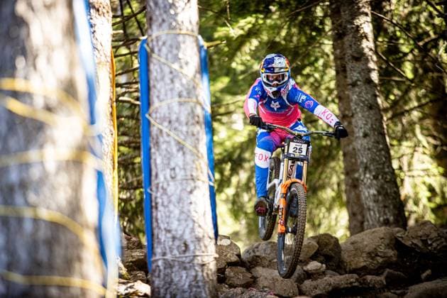 Whoop UCI Mountainbikeworldcup Downhill Lenzerheide KIEFER Henri * CANYON CLLCTV FACTORY TEAMMAES Martin ORBEA FMD RACINGat Whoop UCI Mountainbikeworldcup Downhill Lenzerheide, 19.09.2025,in Lenzerheide,SUI Foto: Sebastian Sternemannat Whoop UCI Mountainbikeworldcup Downhill Lenzerheide, 19.09.2025,in Lenzerheide,SUI Foto: Sebastian Sternemann