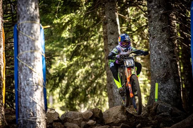 Whoop UCI Mountainbikeworldcup Downhill Lenzerheide GREENLAND Laurie SANTA CRUZ SYNDICATEat Whoop UCI Mountainbikeworldcup Downhill Lenzerheide, 19.09.2025,in Lenzerheide,SUI Foto: Sebastian Sternemannat Whoop UCI Mountainbikeworldcup Downhill Lenzerheide, 19.09.2025,in Lenzerheide,SUI Foto: Sebastian Sternemann