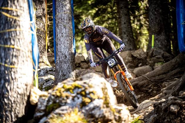 Whoop UCI Mountainbikeworldcup Downhill Lenzerheide WAYMAN Luke * CONTINENTAL ATHERTONat Whoop UCI Mountainbikeworldcup Downhill Lenzerheide, 19.09.2025,in Lenzerheide,SUI Foto: Sebastian Sternemannat Whoop UCI Mountainbikeworldcup Downhill Lenzerheide, 19.09.2025,in Lenzerheide,SUI Foto: Sebastian Sternemann