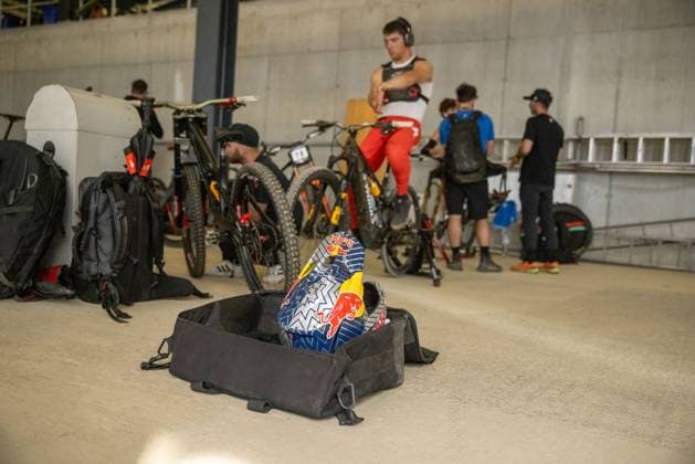 Whoop UCI Mountainbikeworldcup Downhill Lenzerheide Finn Iles at Whoop UCI Mountainbikeworldcup Downhill Lenzerheide, 19.09.2025,in Lenzerheide,SUI Foto: Sebastian Sternemannat Whoop UCI Mountainbikeworldcup Downhill Lenzerheide, 19.09.2025,in Lenzerheide,SUI Foto: Sebastian Sternemann