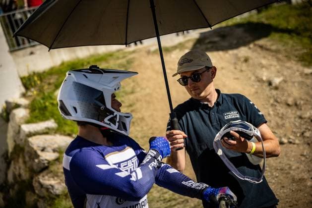 Whoop UCI Mountainbikeworldcup Downhill Lenzerheide VIEIRA Roger PIVOT FACTORY RACINGat Whoop UCI Mountainbikeworldcup Downhill Lenzerheide, 19.09.2025,in Lenzerheide,SUI Foto: Sebastian Sternemannat Whoop UCI Mountainbikeworldcup Downhill Lenzerheide, 19.09.2025,in Lenzerheide,SUI Foto: Sebastian Sternemann