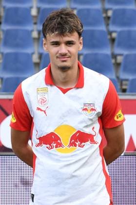 Fußball Admiral Bundesliga Offizieller Fototermin FC Red Bull Salzburg am 17.09.2024 in der Red Bull Arena in Kleßheim Kerim Alajbegovic ( Salzburg ) *** Soccer Admiral Bundesliga Official photo session FC Red Bull Salzburg on 17 09 2024 at the Red Bull Arena in Kleßheim Kerim Alajbegovic Salzburg xRx