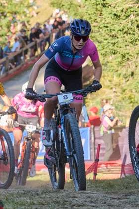 2025 WHOOP UCI Mountain Bike World Series XCC World Cup Women Elite, Lenzerheide, Schweiz Lenzerheide, Schweiz. 19. September 2025. Nicole Koller (Ghost Factory Racing) während des Cross Country Short Track der Damen Elite an den WHOOP UCI Mountain Bike World Series 2025 in Lenzerheide.