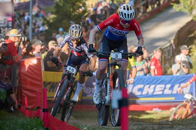 2025 WHOOP UCI Mountain Bike World Series XCC World Cup Women Elite, Lenzerheide, Schweiz Lenzerheide, Schweiz. 19. September 2025. Puck Pieterse (Alpecin-Deceuninck) während des Cross Country Short Track der Damen Elite an den WHOOP UCI Mountain Bike World Series 2025 in Lenzerheide.