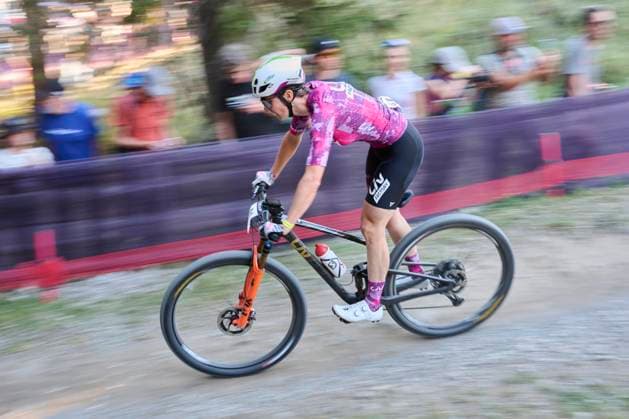 2025 WHOOP UCI Mountain Bike World Series XCC World Cup Women Elite, Lenzerheide, Schweiz Lenzerheide, Schweiz. 19. September 2025. Linda Indergand während des Cross Country Short Track der Damen Elite an den WHOOP UCI Mountain Bike World Series 2025 in Lenzerheide.