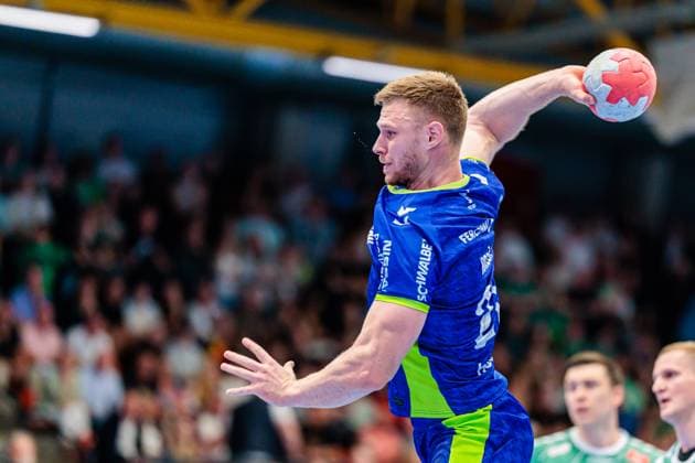 Kristjan Horzen (VfL Gummersbach, 27) im Torwurf GER, GWD Minden vs. VfL Gummersbach, Handball, 1. Bundesliga, 5. Spieltag, Spielzeit 2025 2026, 19.09.2025 GER, GWD Minden vs. VfL Gummersbach, Handball, 1. Bundesliga, 5. Spieltag, Spielzeit 2025 2026, 19.09.2025 Luebbecke Copyright: xEibner-Pressefoto JanxRollingerx EP_JSK