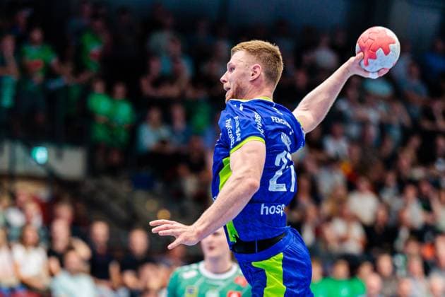 Kristjan Horzen (VfL Gummersbach, 27) im Torwurf GER, GWD Minden vs. VfL Gummersbach, Handball, 1. Bundesliga, 5. Spieltag, Spielzeit 2025 2026, 19.09.2025 GER, GWD Minden vs. VfL Gummersbach, Handball, 1. Bundesliga, 5. Spieltag, Spielzeit 2025 2026, 19.09.2025 Luebbecke Copyright: xEibner-Pressefoto JanxRollingerx EP_JSK