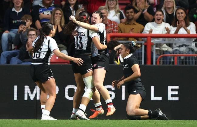 Canada celebrate their third try scored by Florence Symonds New Zealand v Canada, Women s Rugby World Cup, Semi Final, Rugby Union, Ashton Gate, Bristol, UK - 19 Sep 2025Bristol Ashton Gate United Kingdom EDITORIAL USE ONLY No use with unauthorised audio, video, data, fixture lists, club league logos or live services. Online in-match use limited to 120 images, no video emulation. No use in betting, games or single club league player publications. Copyright: xKieranxMcManus Shutterstockx 15486947w