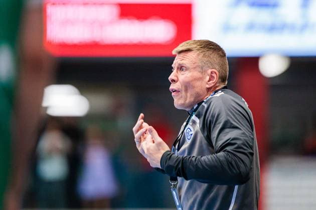 Gudjon Valur Sigurdsson (VfL Gummersbach, Trainer) gestikuliert GER, GWD Minden vs. VfL Gummersbach, Handball, 1. Bundesliga, 5. Spieltag, Spielzeit 2025 2026, 19.09.2025 GER, GWD Minden vs. VfL Gummersbach, Handball, 1. Bundesliga, 5. Spieltag, Spielzeit 2025 2026, 19.09.2025 Luebbecke Copyright: xEibner-Pressefoto JanxRollingerx EP_JSK