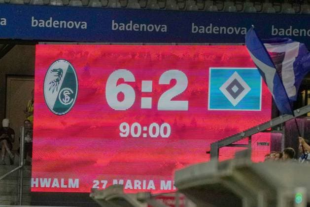 Google Pixel Frauen-Bundesliga: SC Freiburg vs. Hamburger SV, 19.09.2025 Anzeigetafel mit dem Endstand 6:2 Google Pixel Frauen-Bundesliga: SC Freiburg vs. Hamburger SV, Dreisamstadion, 19.09.2025 DFB DFL REGULATIONS PROHIBIT ANY USE OF PHOTOGRAPHS AS IMAGE SEQUENCES AND OR QUASI-VIDEO. Copyright: xBEAUTIFULxSPORTS Boscox