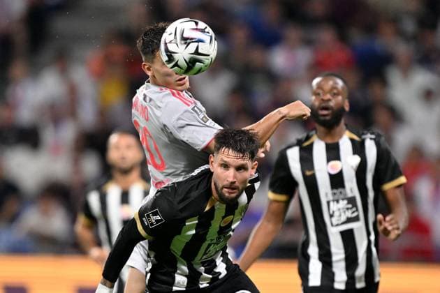Olympique Lyonnais v Angers SCO - Ligue 1 McDonald s 2025 2026 21 Jordan LEFORT (sco) during the Ligue 1 McDonald s match between Olympique Lyonnais and Angers SCO at Groupama Stadium on September 19, 2025 in Lyon, France. Lyon France  Copyright: xFEPx 776382872
