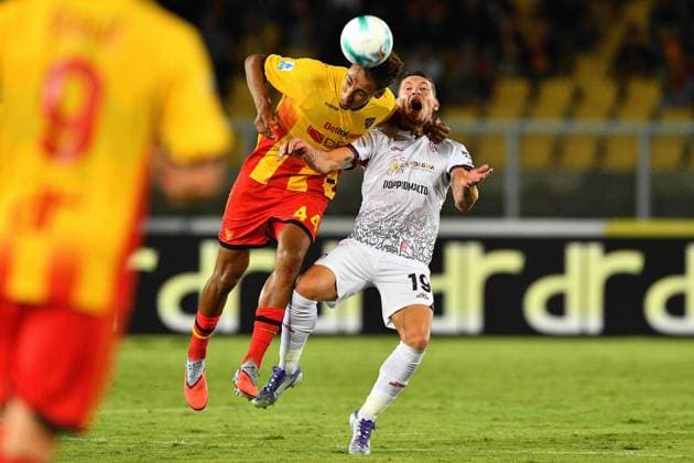 Lecce™s central defender Tiago Gabriel (44 US Lecce) and Cagliari s center forward Andrea Belotti (19 Cagliari Calcio) in action during the Serie A Enilive soccer matchday 4 between US Lecce and Cagliari Calcio at the Via del Mare Stadium in Lecce, Italy, Friday, September 19, 2025. (Credit Image: Giovanni Evangelista LaPresse)  Copyright: xGiovannixEvangelista LaPressex