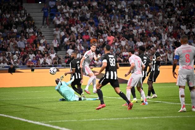 Olympique Lyonnais v Angers SCO - Ligue 1 McDonald s 2025 2026 06 Tanner TESSMANN (ol) during the Ligue 1 McDonald s match between Olympique Lyonnais and Angers SCO at Groupama Stadium on September 19, 2025 in Lyon, France. Lyon France  Copyright: xFEPx 776382872