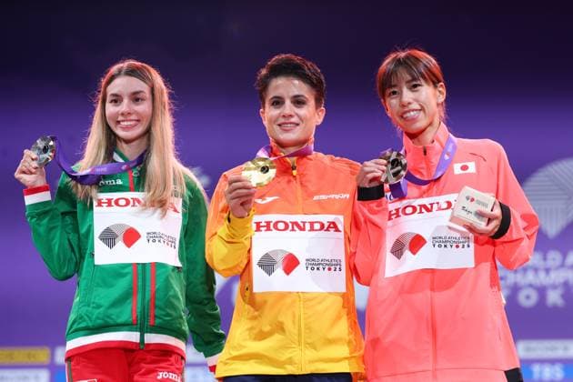 (L-R) Alegna Gonzalez (MEX), Maria Perez (ESP), Nanako Fujii (JPN), SEPTEMBER 20, 2025 - Athletics : World Athletics Championships Tokyo 2025 Women s 20km Race Walk Medal Ceremony at National Stadium in Tokyo, Japan.  aflo_304114996