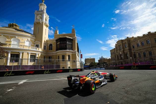 F1 - AZERBAIJAN GRAND PRIX 2025 04 NORRIS Lando (gbr), McLaren F1 Team MCL39, action during the 2025 Formula 1 Qatar Airways Azerbaijan Grand Prix, 17th round of the 2025 FIA Formula One World Championship, WM, Weltmeisterschaft from September 19 to 21, 2025 on the Baku City Circuit, in Baku, Azerbaijan - BakuAzerbaijan  Copyright: xFLORENTxGOODENx