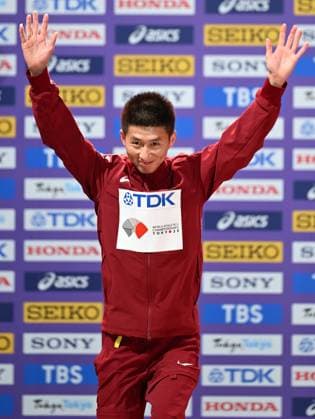 (250920) -- TOKYO, Sept. 20, 2025 -- Silver medalist Wang Zhaozhao reacts during the awarding ceremony of the men s 20km race walk at the 2025 World Athletics Championships in Tokyo, Japan, Sept. 20, 2025. ) (SP)JAPAN-TOKYO-ATHLETICS-WORLD ATHLETICS CHAMPIONSHIPS-MEN S 20KM RACE WALK-AWARDING CEREMONY JiangxHan 