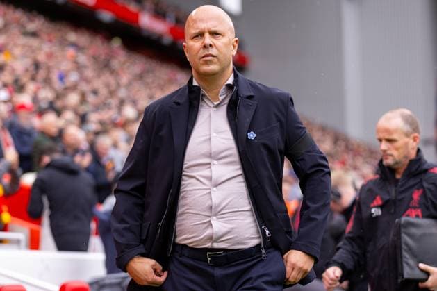 Football - FA Premier League - Liverpool FC v Everton FC LIVERPOOL, ENGLAND - Saturday, September 20, 2025: Liverpool s head coach Arne Slot during the FA Premier League match between Liverpool FC and Everton FC at Anfield. The 247th Merseyside Derby. (Photo by David Rawcliffe Propaganda) LIVERPOOL Anfield MERSEYSIDE ENGLAND  Copyright: xDavidxRawcliffex P2025-09-20-Liverpool_Everton-10