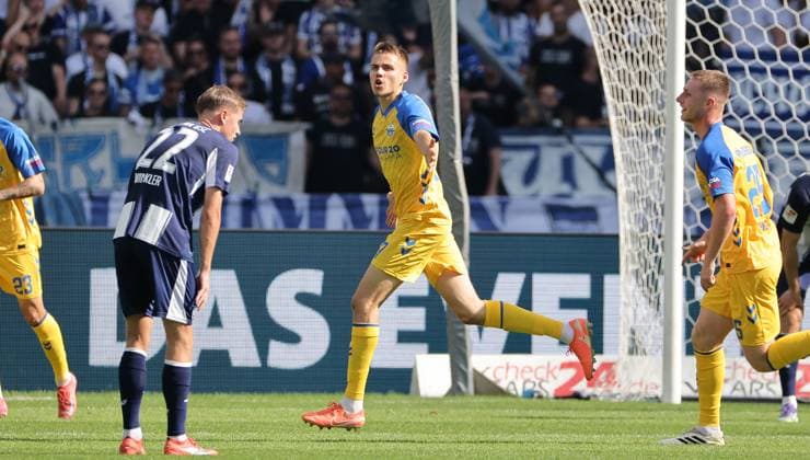 Filip Bilbija jubelt nach 0:1 Freude Emotion Jubel Fußball Fussball DFL 2.Bundesliga Herren 6.Spieltag Saison 2025 2026 20.09.2025 Hertha BSC Berlin vs. SC Paderborn SCP DFL regulations prohibit any use of photographs as image sequences and or quasi-video