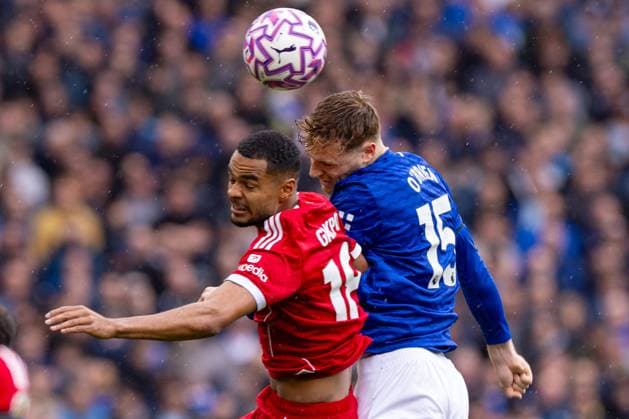 Football - FA Premier League - Liverpool FC v Everton FC LIVERPOOL, ENGLAND - Saturday, September 20, 2025: Liverpool s Cody Gakpo challenges for a header with Everton s Jake O Brien during the FA Premier League match between Liverpool FC and Everton FC at Anfield. The 247th Merseyside Derby. (Photo by David Rawcliffe Propaganda) LIVERPOOL Anfield MERSEYSIDE ENGLAND  Copyright: xDavidxRawcliffex P2025-09-20-Liverpool_Everton-29