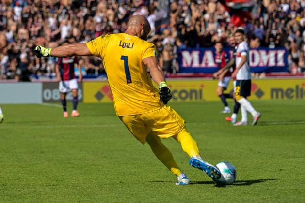 CALCIO - Serie A - Bologna FC vs Genoa CFC Genoa s Nicola Leali portrait in action during Bologna FC vs Genoa CFC, Italian soccer Serie A match in Bologna, Italy, September 20 2025 Bologna Italy  Copyright: xIPAxSport ABACAx