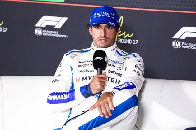 F1 - AZERBAIJAN GRAND PRIX 2025 SAINZ Carlos (spa), Williams Racing FW47, portrait press conference, PK, Pressekonferenz during the 2025 Formula 1 Qatar Airways Azerbaijan Grand Prix, 17th round of the 2025 FIA Formula One World Championship, WM, Weltmeisterschaft from September 19 to 21, 2025 on the Baku City Circuit, in Baku, Azerbaijan - BakuAzerbaijan Copyright: xEricxAlonsox