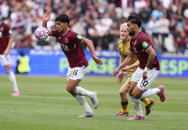 Mateus Fernandes (WHU) Will Hughes (CP) Lucas Paqueta (WHU) at the West Ham United v Crystal Palace EPL match, at the London Stadium, London, UK on 20th September, 2025. 