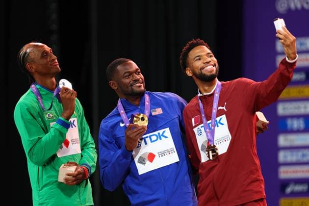 (L to R) Alison DOS SANTOS (BRA), Rai BENJAMIN (USA), Abderrahman SAMBA (QAT), SEPTEMBER 20, 2025 - Athletics : World Athletics Championships Tokyo 2025 Men s 400mH Medal Ceremony at National Stadium in Tokyo, Japan.  aflo_304145722